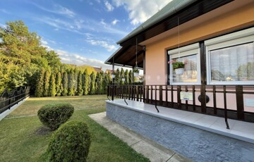 Eladó családi ház