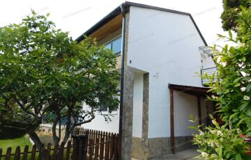 Eladó családi ház