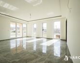 Eladó családi ház Tinnye 124 900 000 Ft