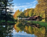 Eladó családi ház Komló 158 000 000 Ft