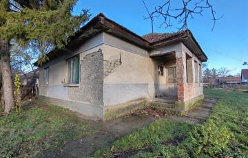 Eladó családi ház