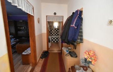 Eladó családi ház