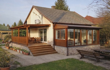 Eladó családi ház