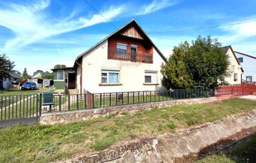 Eladó családi ház