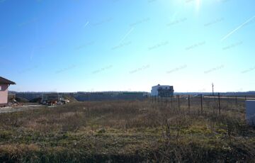 Eladó telek/földterület