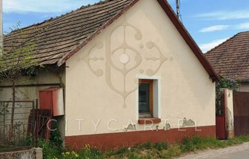 Eladó családi ház