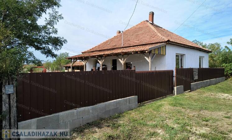 Eladó családi ház Tiszaroffon!                                 