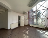 Kiadó iroda/üzlethelyiség Székesfehérvár 200 000 Ft