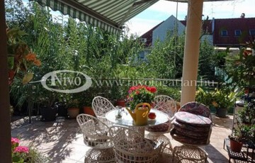 Eladó családi ház