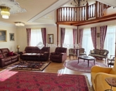 Eladó családi ház Sitke 350 000 000 Ft