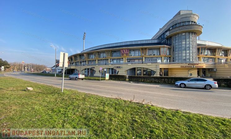 Sopron - Stadion üzletház - eladó üzlethelyiség                                 