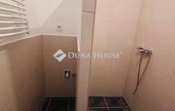 Eladó lakás