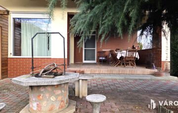 Eladó családi ház