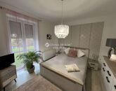 Eladó családi ház Komló 109 000 000 Ft