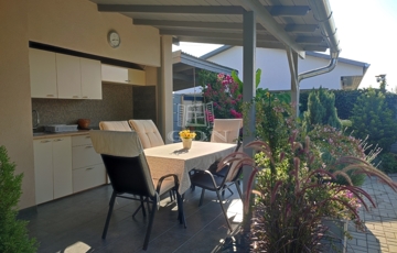 Eladó családi ház