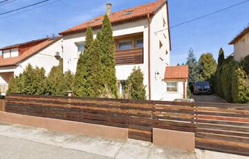 Eladó családi ház