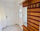 Felújított családi ház eladó Újszászon!