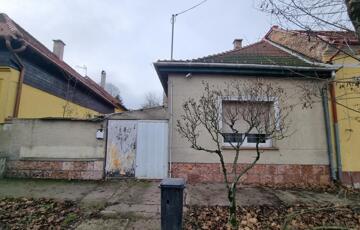 Eladó családi ház