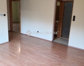 Eladó családi ház Nagykozár 99 000 000 Ft