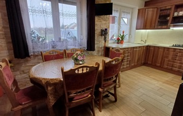 Eladó családi ház