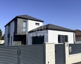 Eladó családi ház Győr 279 000 000 Ft