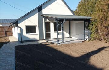 Eladó családi ház