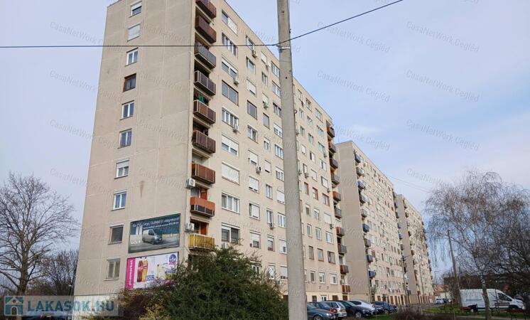 Eladó Ceglédi 55 m2 Panel Lakás.                                 