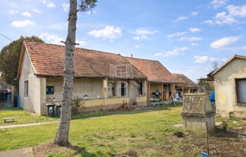 Eladó családi ház