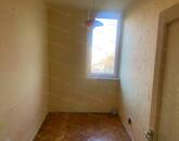 Szolnokon a Váromajor úton 1+1 szobás, 3. emeleti lakás eladó!