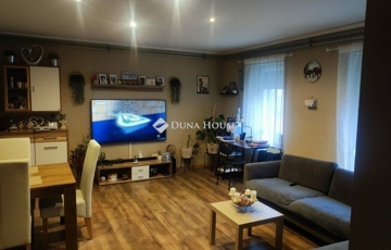 Eladó családi ház