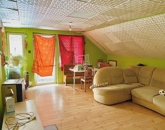 Eladó családi ház Szentlőrinckáta 29 900 000 Ft