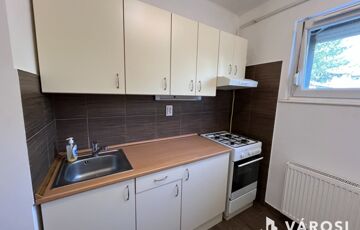 Eladó lakás