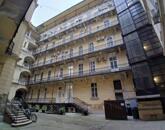 Eladó Budapesi Lipotvárosi 64 m2 tégla lakás.