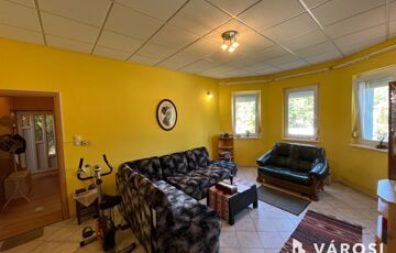 Eladó családi ház