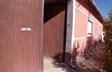 Eladó családi ház