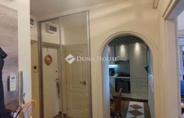 Eladó lakás