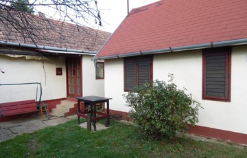 Eladó családi ház