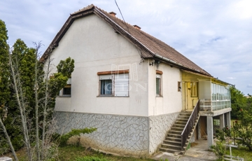 Eladó családi ház