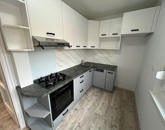 Eladó lakás Győr 64 900 000 Ft