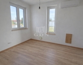 Eladó családi ház Perenye 311 000 Euro