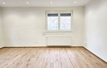 Eladó lakás