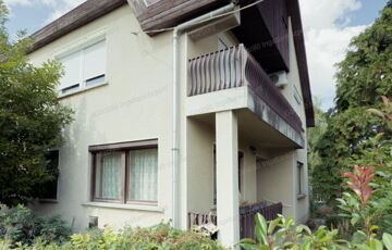 Eladó családi ház