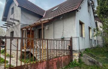 Eladó családi ház