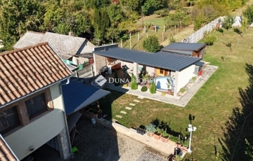 Eladó családi ház