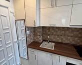 Szolnokon, belvárosi felújított, 1.emeleti, 31nm-es lakás kiadó!