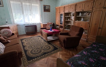 Eladó családi ház
