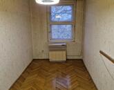 Jászberényben, a Lehel Vezér téren, 2. emeleti, 2 szobás lakás eladó