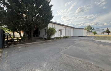 Eladó ipari ingatlan