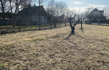 Eladó telek/földterület