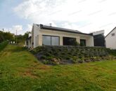 Eladó családi ház Gyenesdiás 299 000 000 Ft